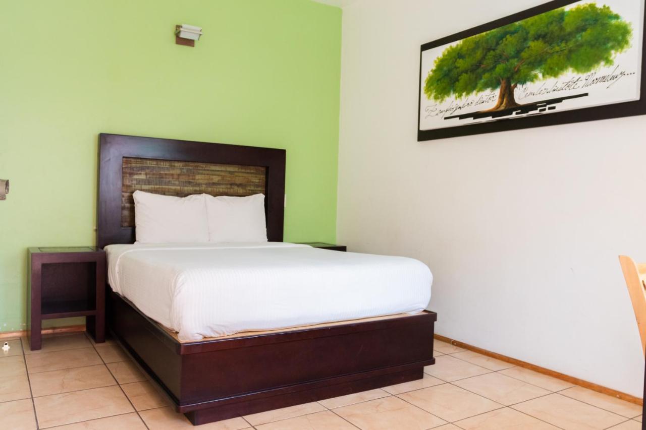 Happy Express Hotel Oaxaca Ngoại thất bức ảnh